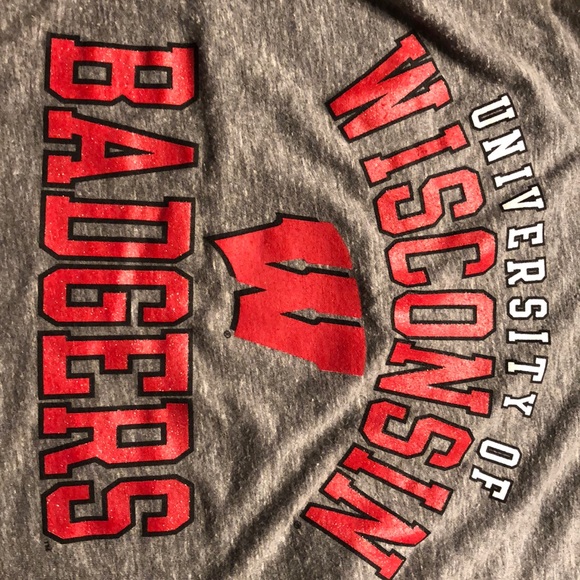 Kids Wisconsin Badgers T-shirt, Size Large (14) - Picture 4 of 4